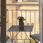 3br Skyline & Rotunda View Apartment *
