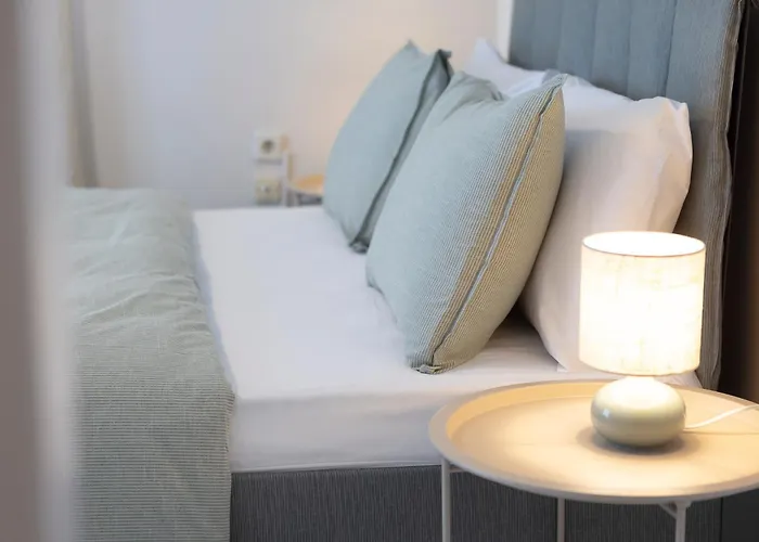 3br Skyline & Rotunda View *